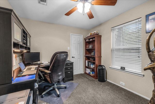 826 Lake Forest Court, Grapevine, TX 76051