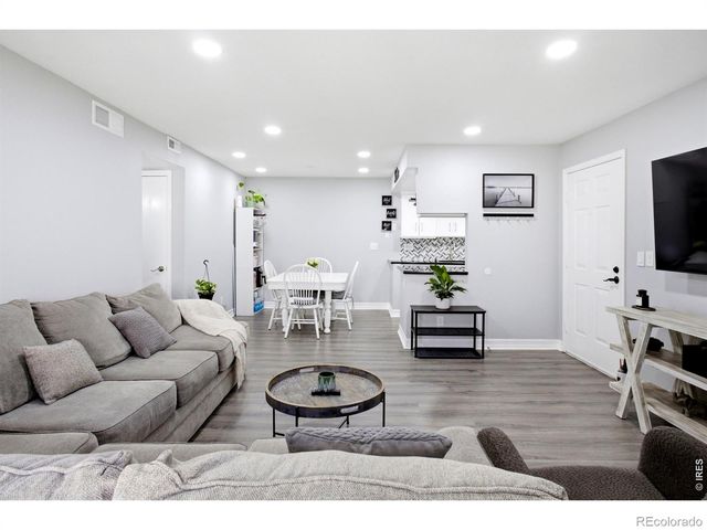 8225 Fairmount Drive 105, Denver, CO 80247