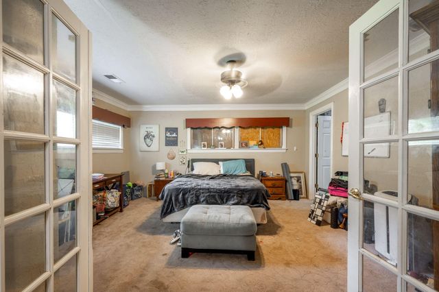 3877 Bonny Oaks Drive, Chattanooga, TN 37406