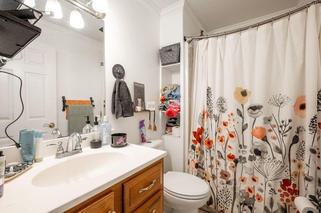 3877 Bonny Oaks Drive, Chattanooga, TN 37406