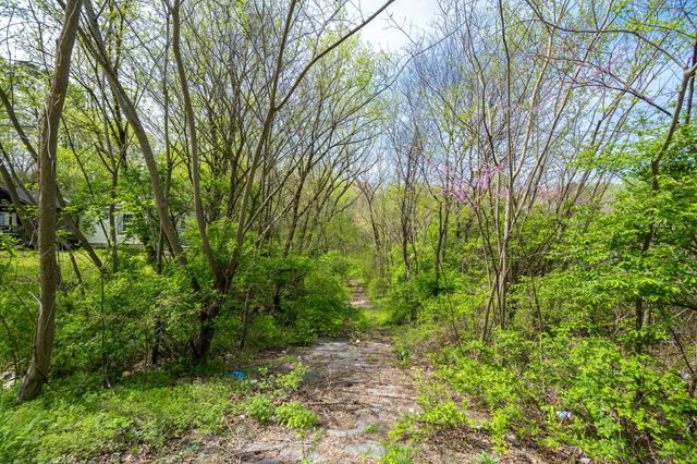 3877 Bonny Oaks Drive, Chattanooga, TN 37406