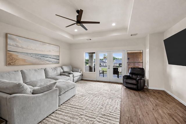 3038 S Island Drive, Seabrook, TX 77586