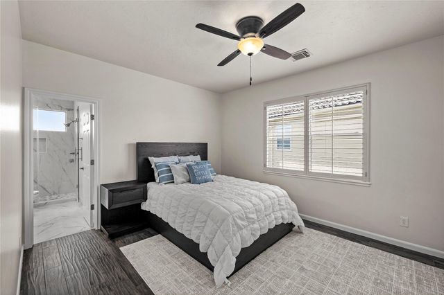 3038 S Island Drive, Seabrook, TX 77586