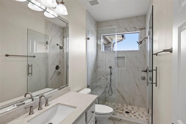 3038 S Island Drive, Seabrook, TX 77586