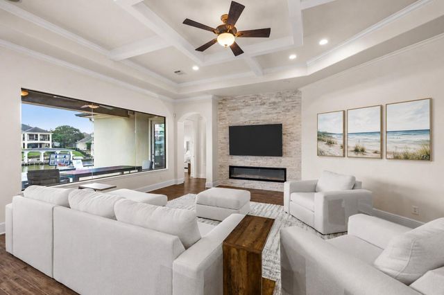 3038 S Island Drive, Seabrook, TX 77586