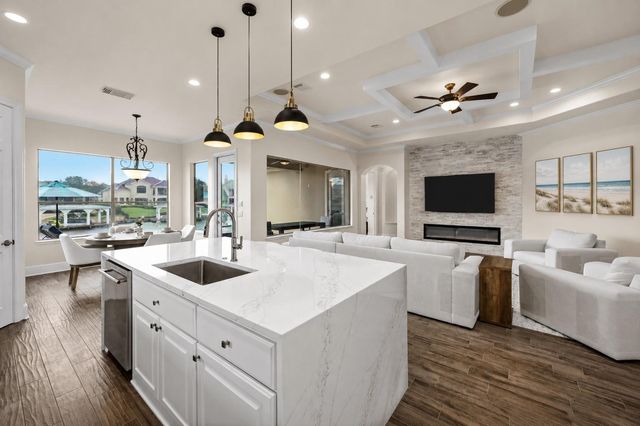 3038 S Island Drive, Seabrook, TX 77586