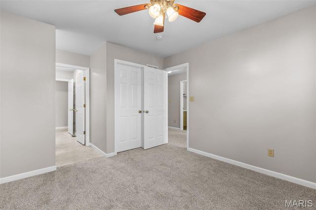 200 Romaine Spring View, Fenton, MO 63026