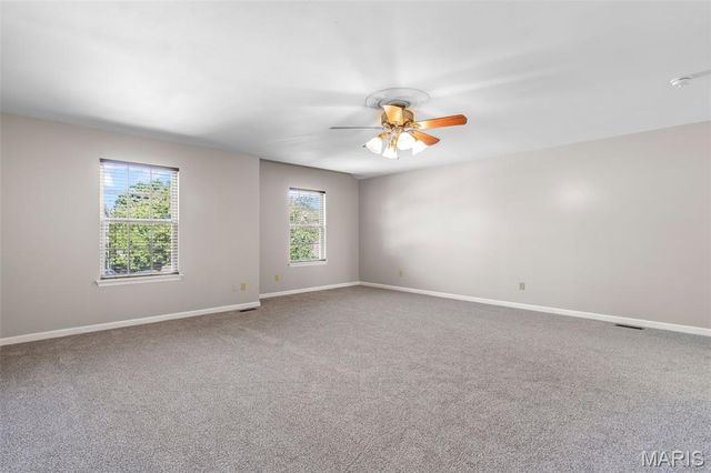 200 Romaine Spring View, Fenton, MO 63026