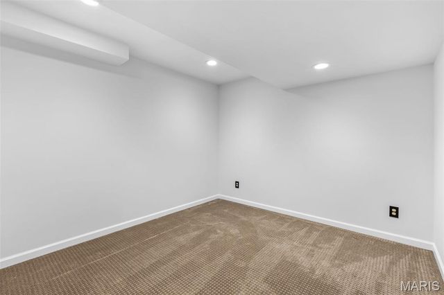 200 Romaine Spring View, Fenton, MO 63026