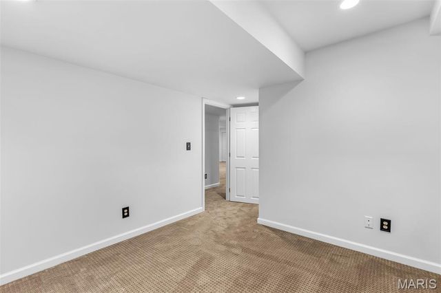 200 Romaine Spring View, Fenton, MO 63026