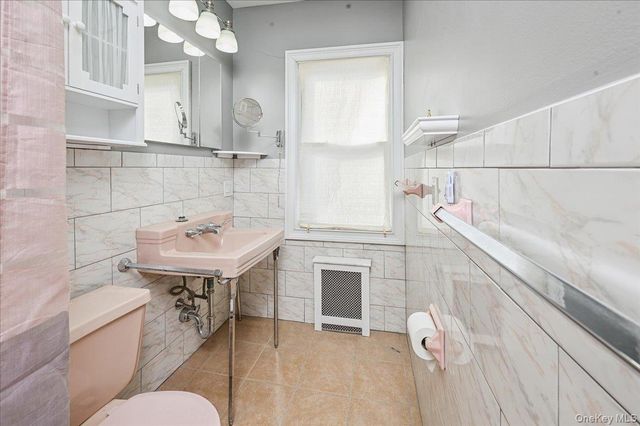 798 N Broadway, Yonkers, NY 10701