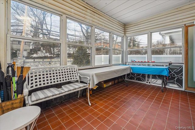 798 N Broadway, Yonkers, NY 10701