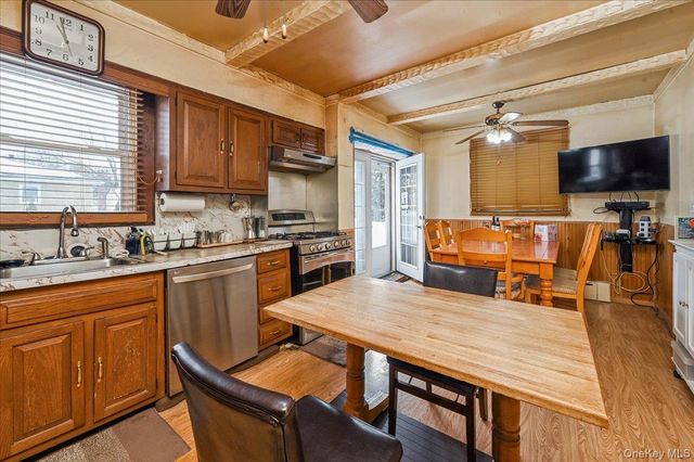 798 N Broadway, Yonkers, NY 10701