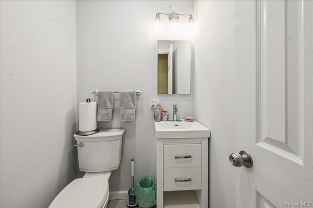 798 N Broadway, Yonkers, NY 10701