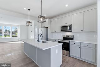 226 MONTEITH DR, Winchester, VA 22601