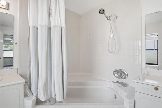 34 WOOD HAVEN DRIVE, Palm Coast, FL 32164