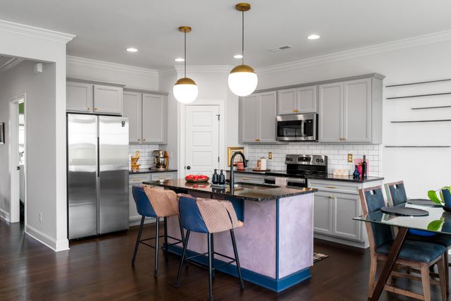 1333 Baldwin Field Circle 38, Hixson, TN 37343