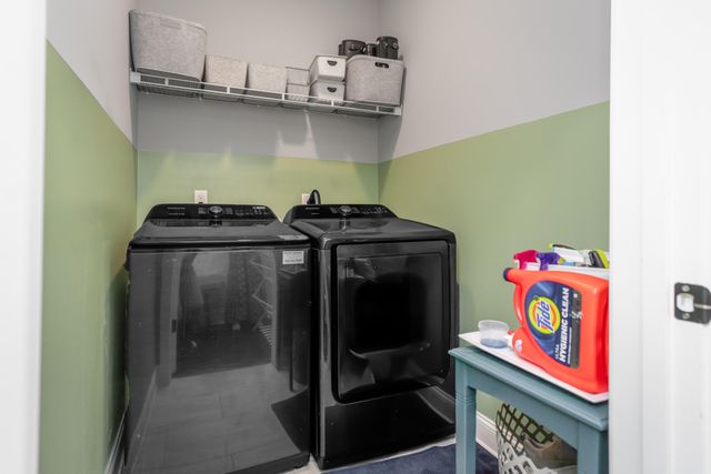 1333 Baldwin Field Circle 38, Hixson, TN 37343