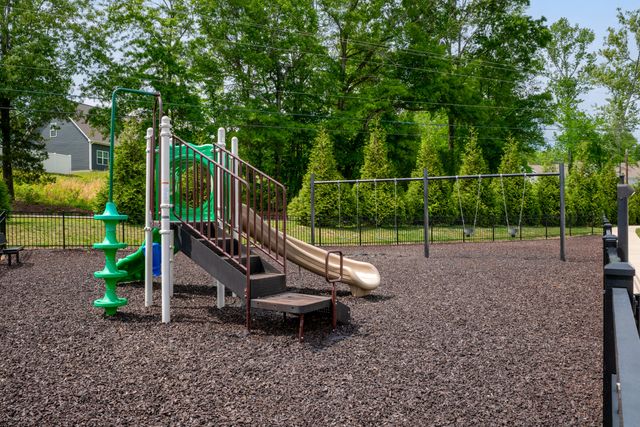 1333 Baldwin Field Circle 38, Hixson, TN 37343