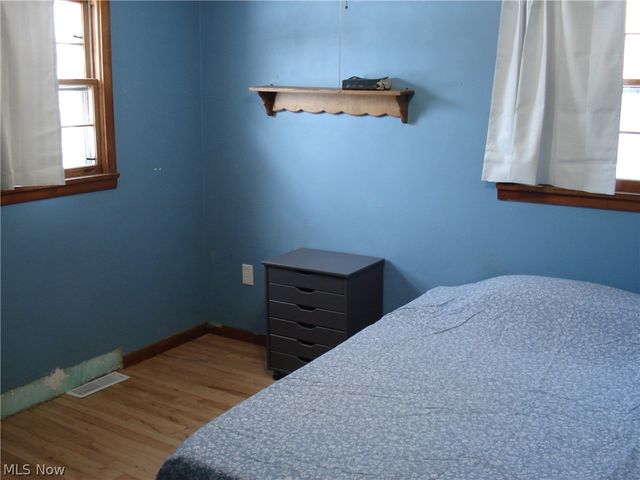 716 Chestnut Street, Conneaut, OH 44030