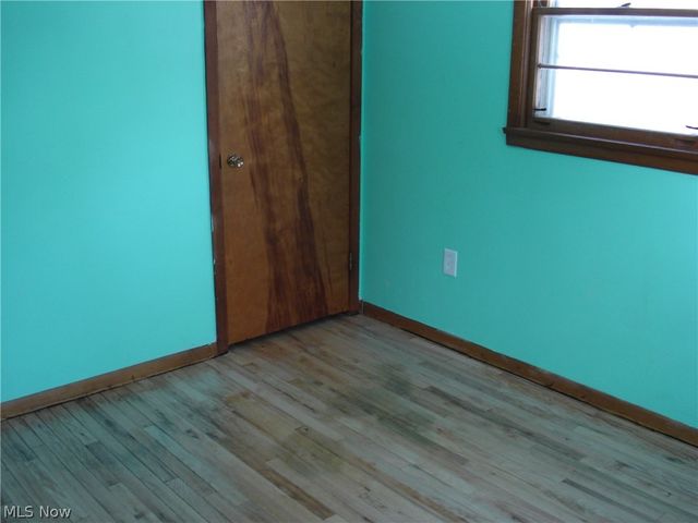 716 Chestnut Street, Conneaut, OH 44030