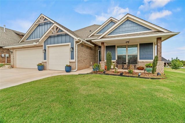2253 N Payton Court, Mustang, OK 73064