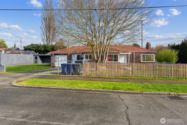 201 S 60th Street, Tacoma, WA 98408