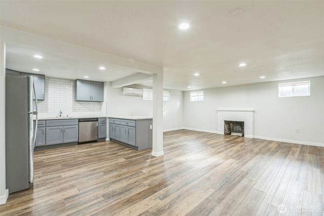 201 S 60th Street, Tacoma, WA 98408