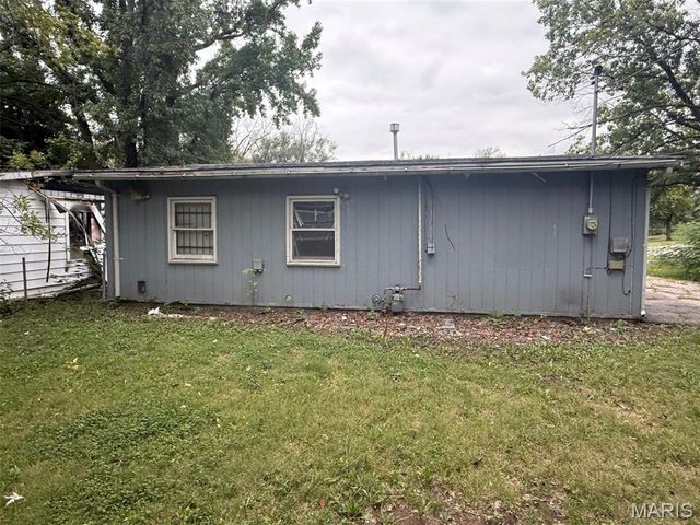 1213 Saint Stephens Drive, Cahokia, IL 62206