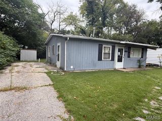 1213 Saint Stephens Drive, Cahokia, IL 62206