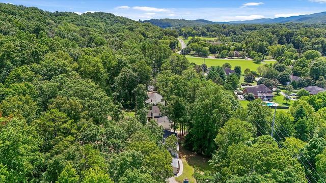 114 N Tibbs Road, Dalton, GA 30720