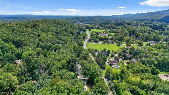 114 N Tibbs Road, Dalton, GA 30720