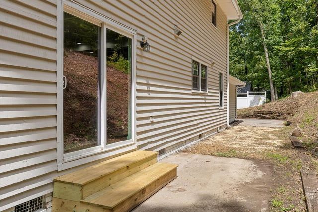114 N Tibbs Road, Dalton, GA 30720
