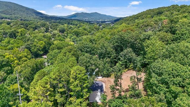 114 N Tibbs Road, Dalton, GA 30720