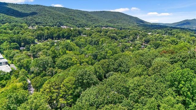 114 N Tibbs Road, Dalton, GA 30720