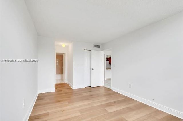 16465 NE 22nd Ave 507, North Miami Beach, FL 33160