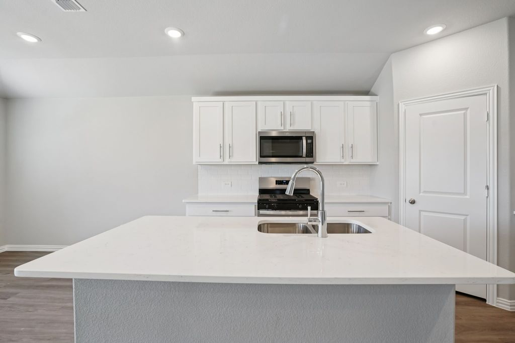 2109 Rannoch Street, Sherman, TX 75092