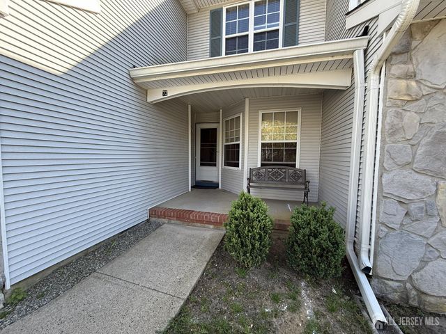 73 Heather Court, South Brunswick, NJ 08852
