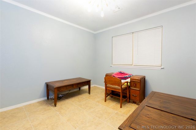 304 W Electric Avenue, Mcalester, OK 74501