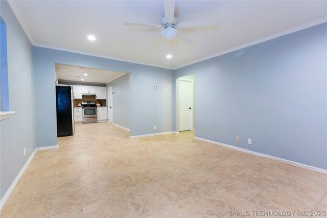 304 W Electric Avenue, Mcalester, OK 74501