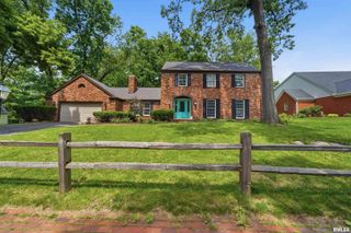 6421 N JAMESTOWN Road, Peoria, IL 61615