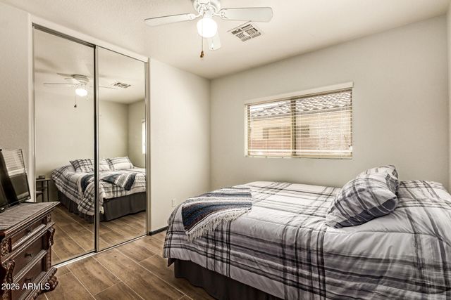 3032 W Red Fox Road, Phoenix, AZ 85083