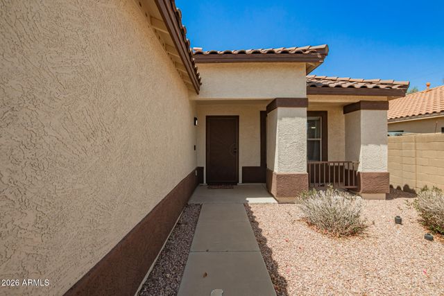 3032 W Red Fox Road, Phoenix, AZ 85083