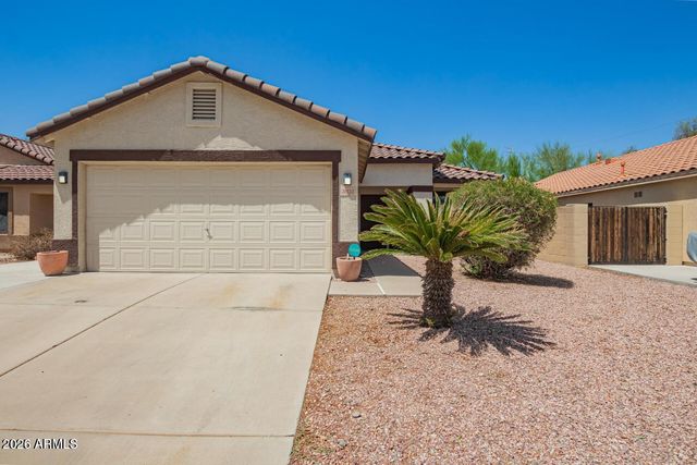 3032 W Red Fox Road, Phoenix, AZ 85083