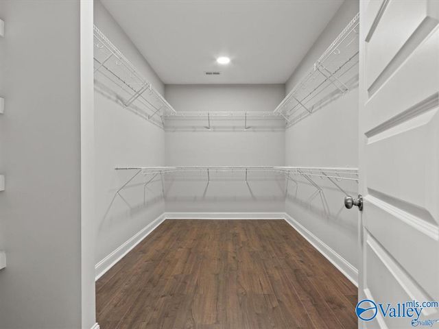 7519 Flint Crossing Circle, Owens Cross Roads, AL 35763