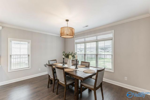 7519 Flint Crossing Circle, Owens Cross Roads, AL 35763