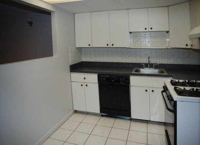 65 Mccormick Ter. 4, Stoughton, MA 02072
