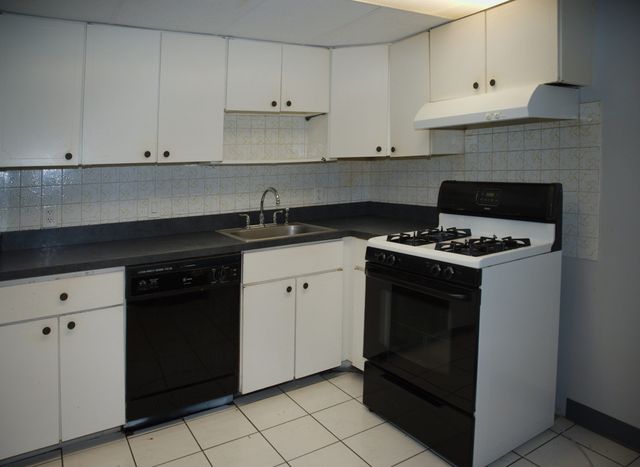 65 Mccormick Ter. 4, Stoughton, MA 02072
