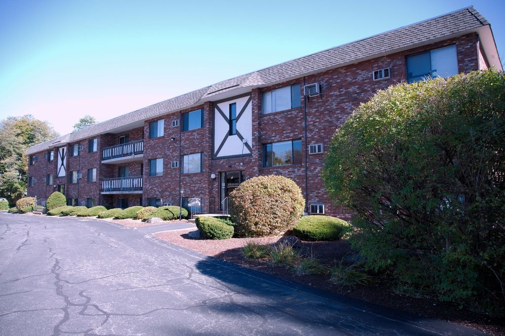 65 Mccormick Ter. 4, Stoughton, MA 02072