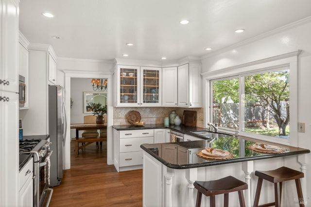 3932 Montrose St, Napa, CA 94558